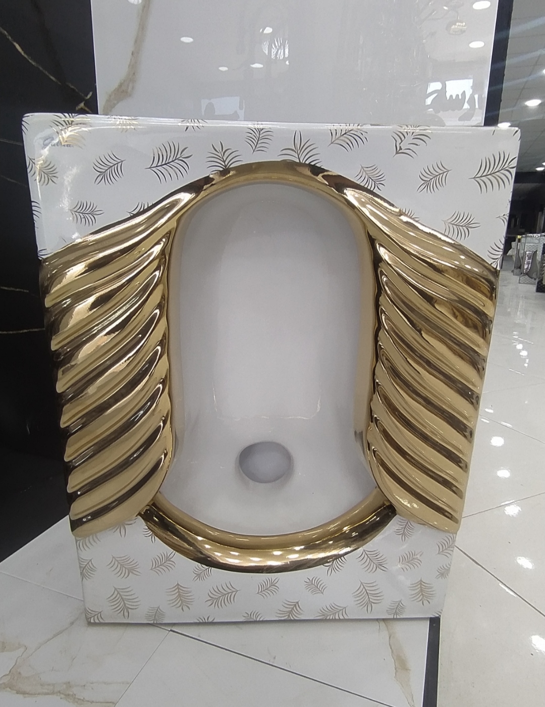 توالت ایرانی لوکس سفید طلایی کد۱۲۳